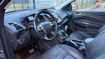 Ford Kuga 2015 photo 2