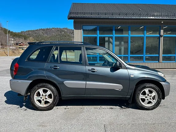Toyota Rav4 2004 photo 4