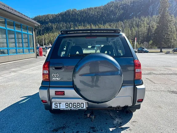 Toyota Rav4 2004 photo 3