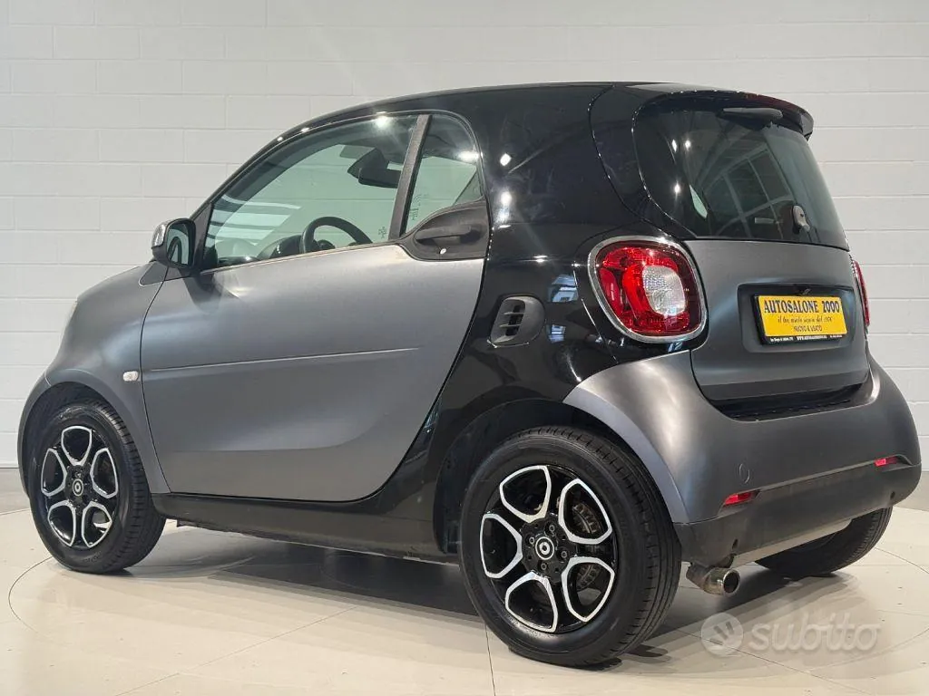 Smart Fortwo 2017 photo 3