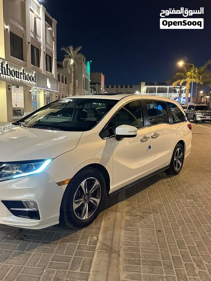 Honda Odyssey 2019 photo 3