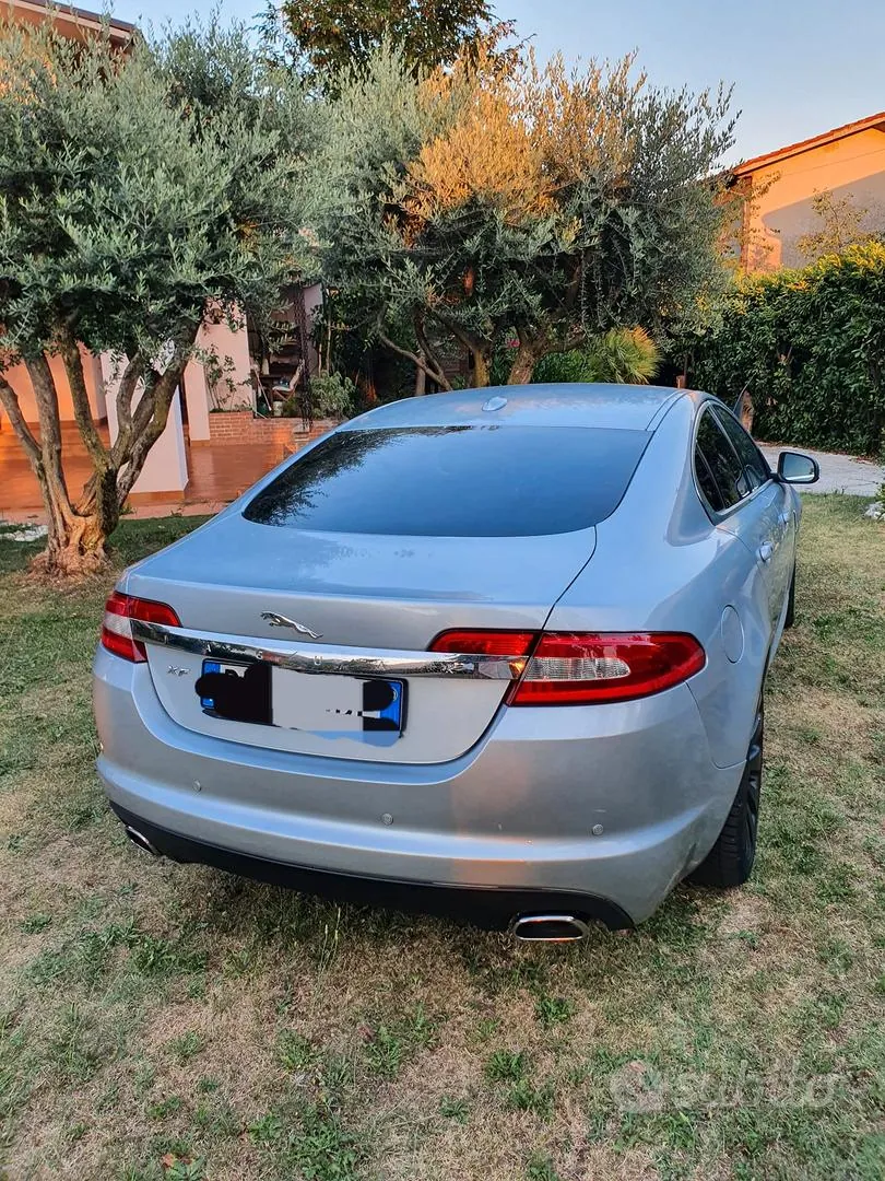 Jaguar Xf 2008 photo 3