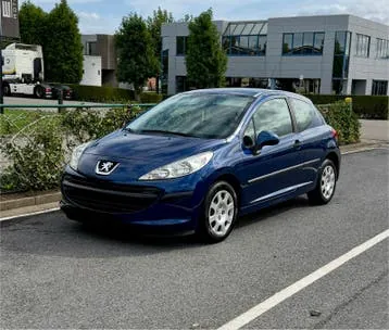 Peugeot 207 2006 photo 2