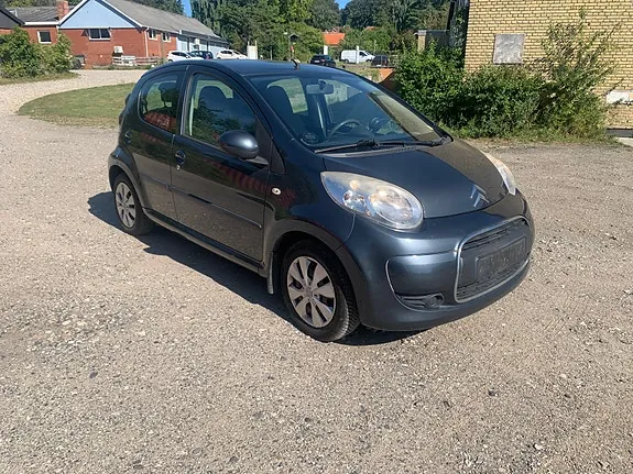 Citroen C1 2011 photo 3