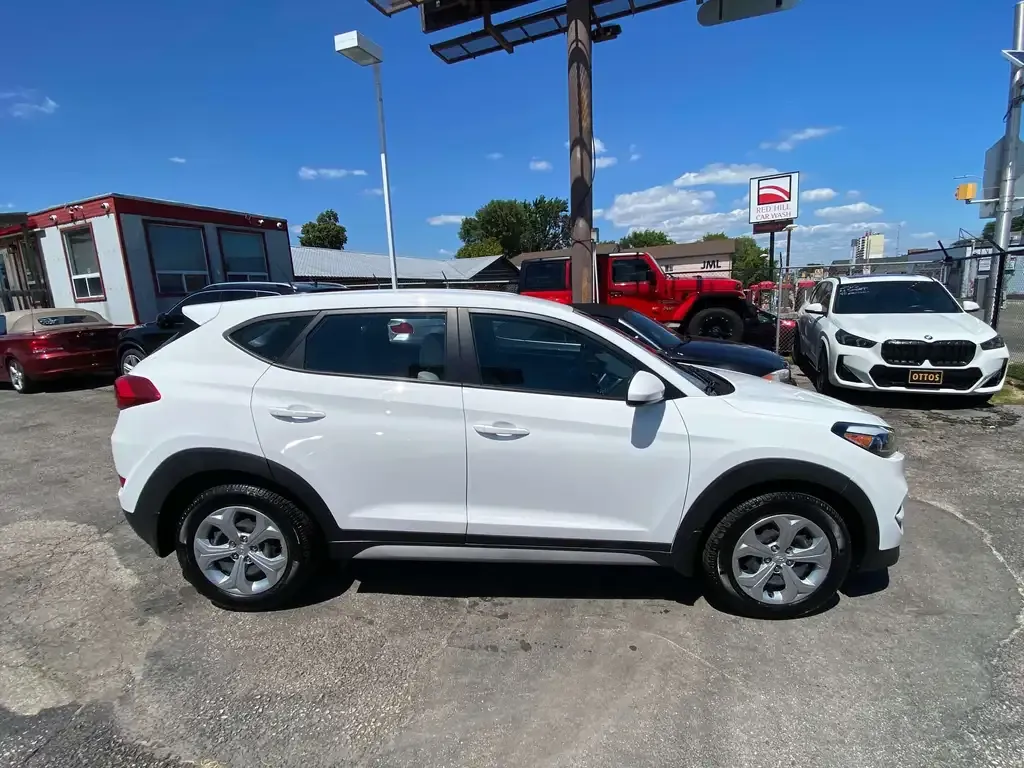 Hyundai Tucson 2017 photo 2