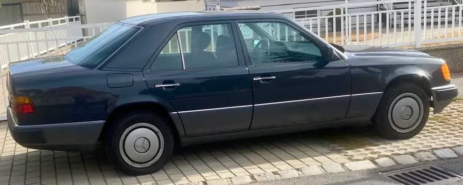 Mercedes-Benz W124