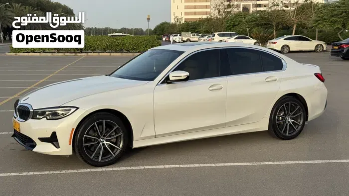 BMW 330I 2019 photo 3