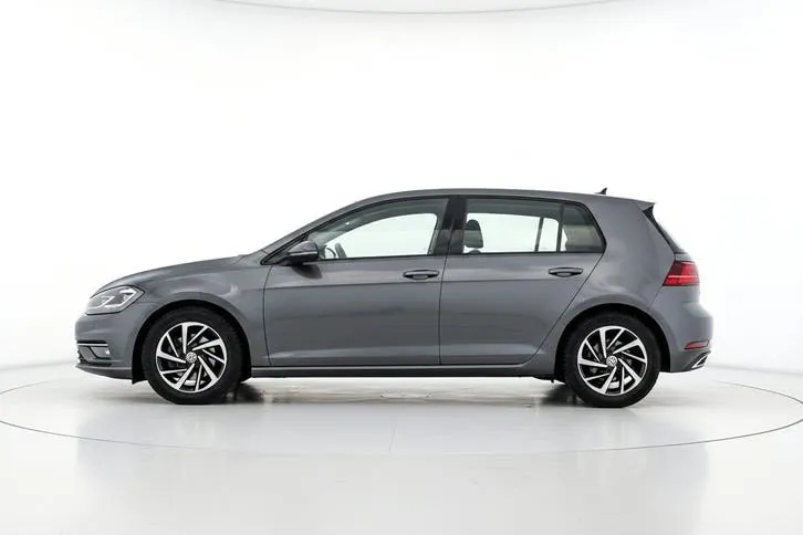 Volkswagen Golf 2018 photo 2