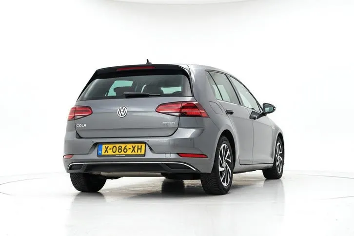 Volkswagen Golf 2018 photo 3