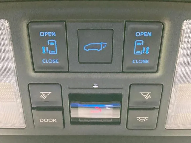 Toyota Voxzie Hybrid S-Z 2024 photo 5