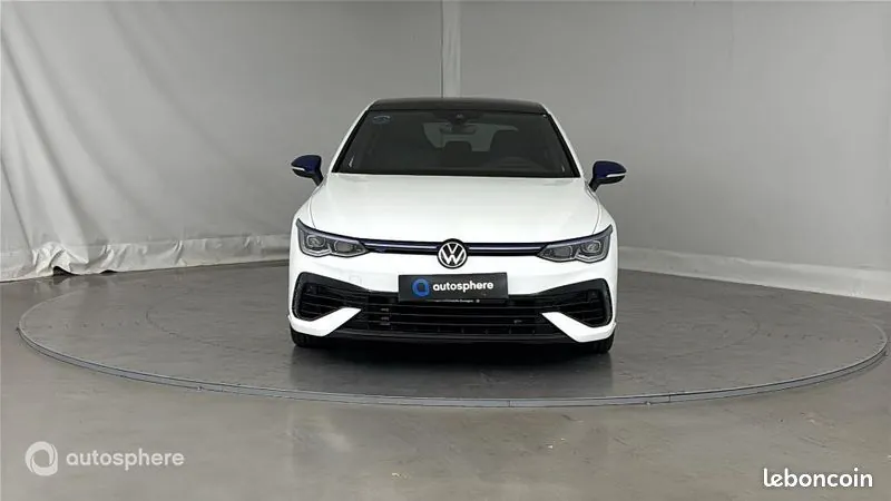 Volkswagen Golf 2023 photo 2