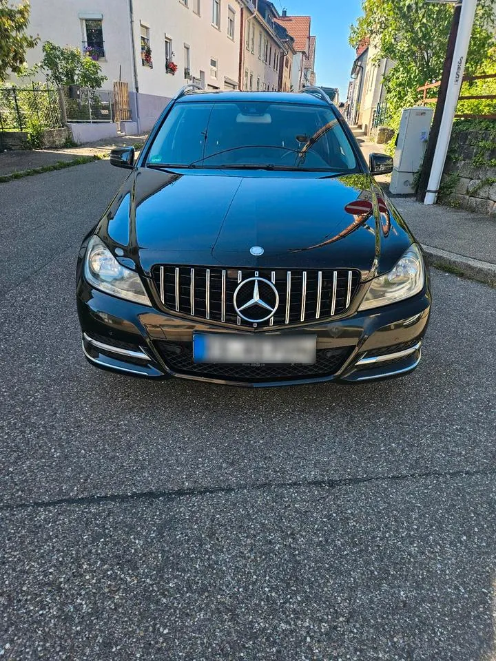 Mercedes-Benz C200