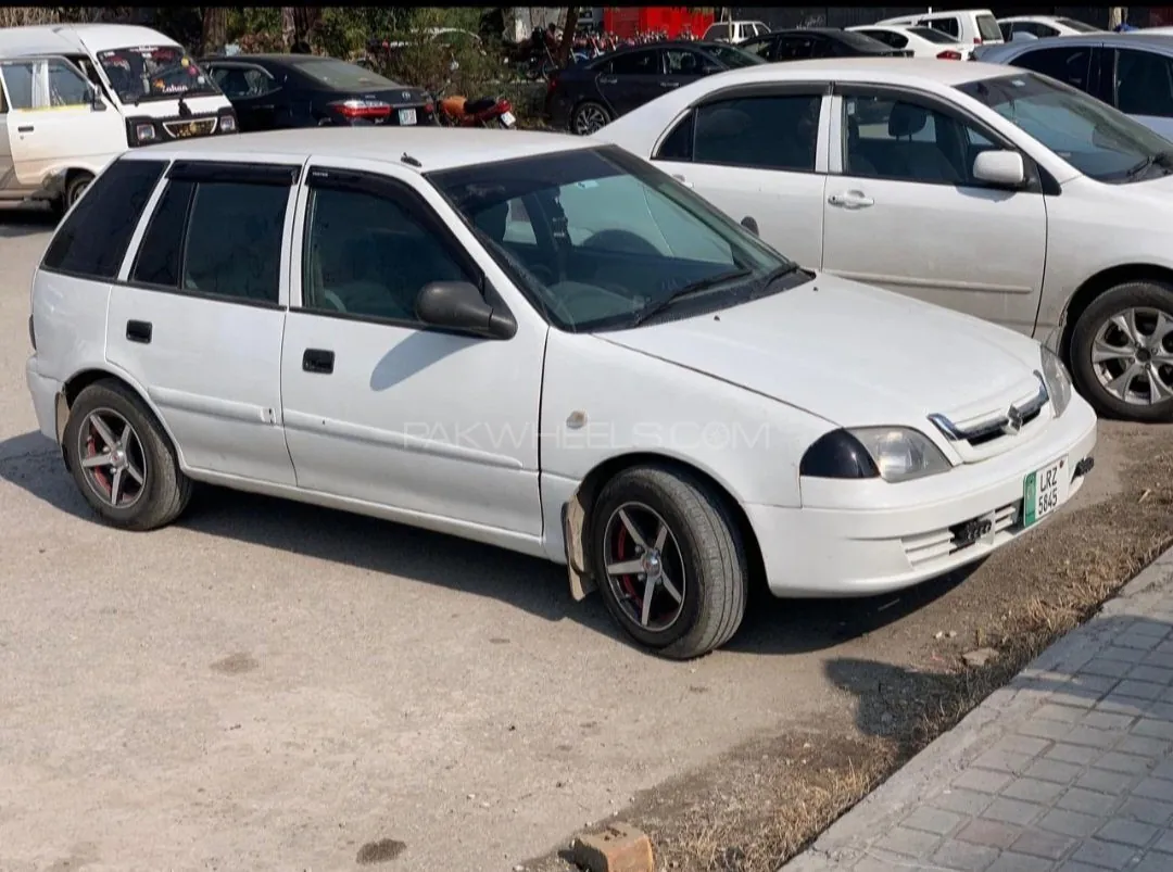 Suzuki Cultus