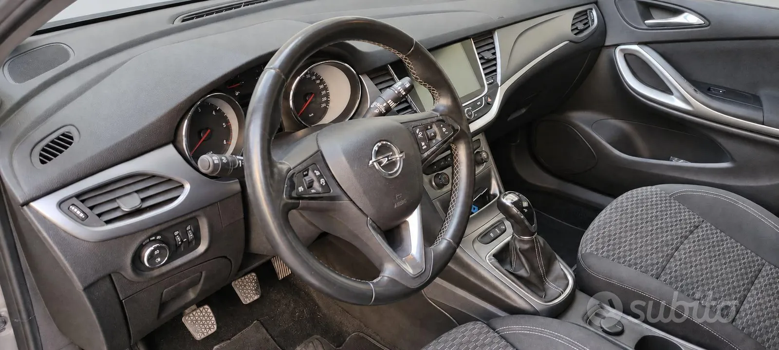 Opel Astra 2018 photo 5