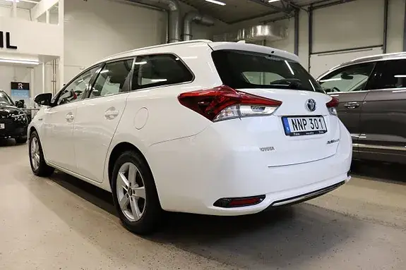 Toyota Auris 2016 photo 4