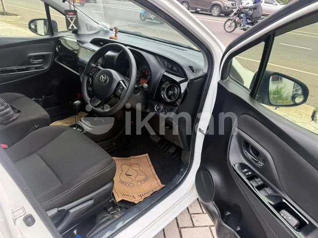 Toyota Vitz 2019 photo 5