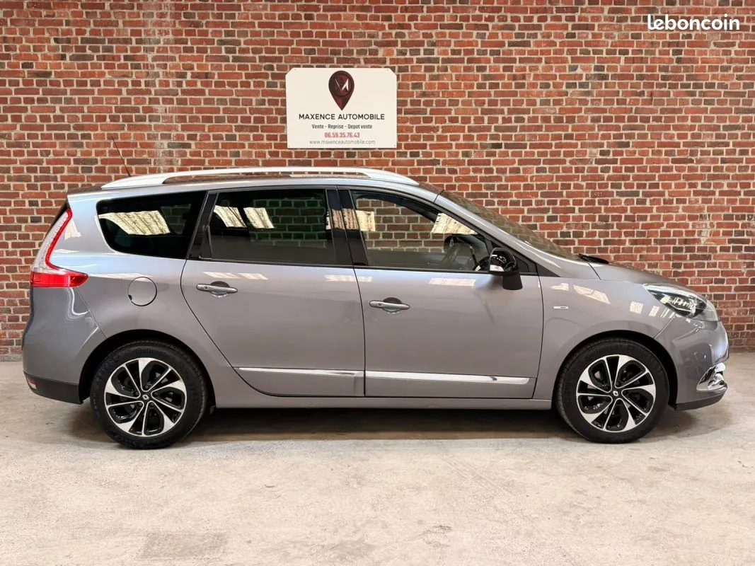 Renault Grand Scénic 2015 photo 3