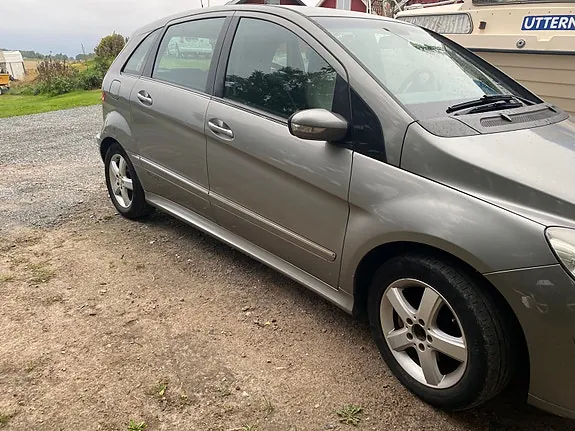 Mercedes-Benz B170 2008 photo 2