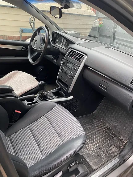 Mercedes-Benz B170 2008 photo 3
