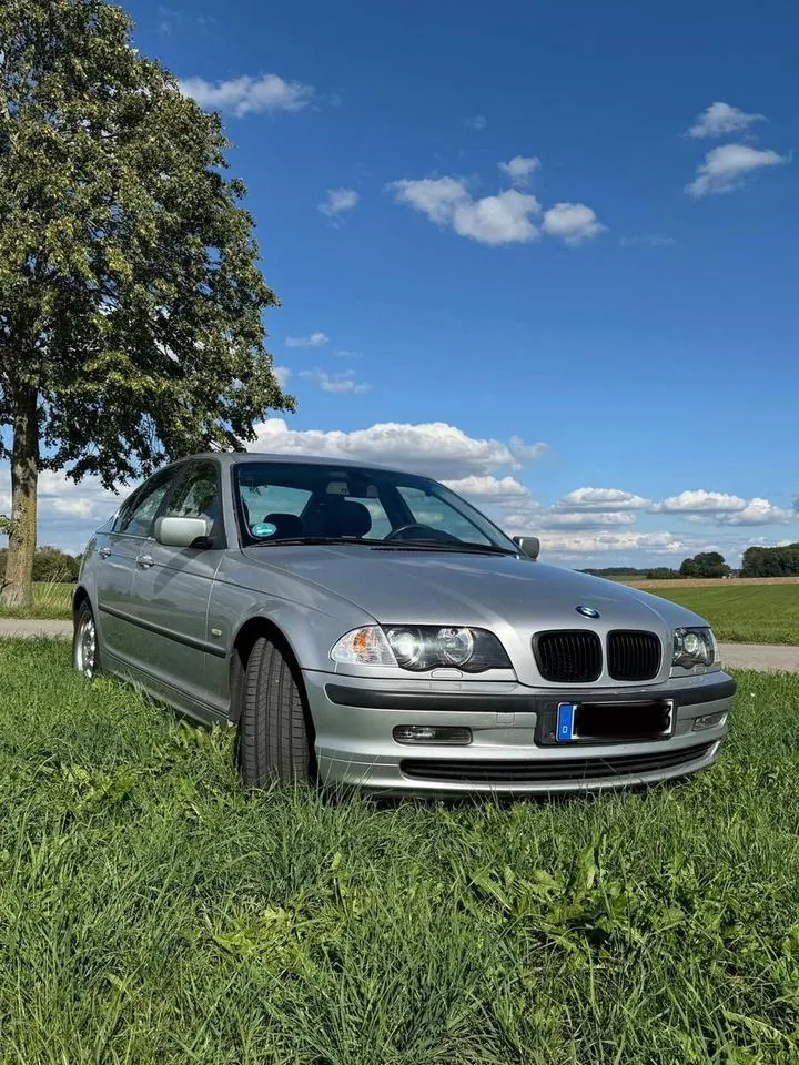 BMW 325I