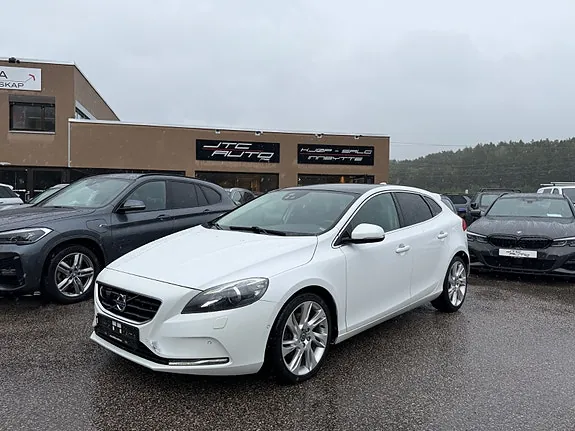 Volvo V40 2014 photo 2