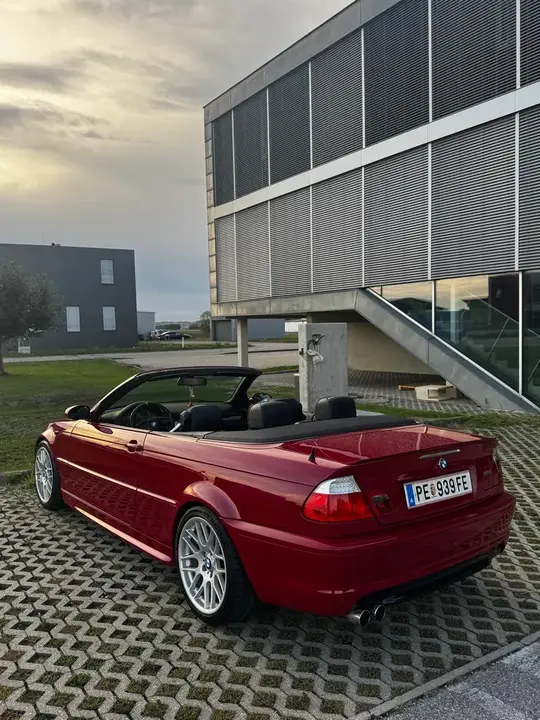 BMW 3 Series 2005 photo 2