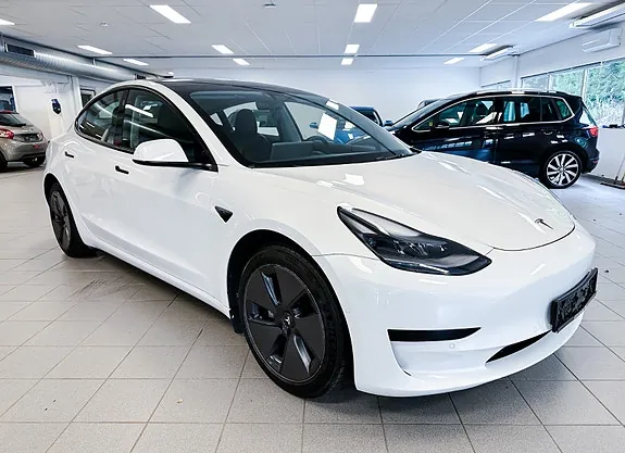 Tesla Model 3 2021 photo 3