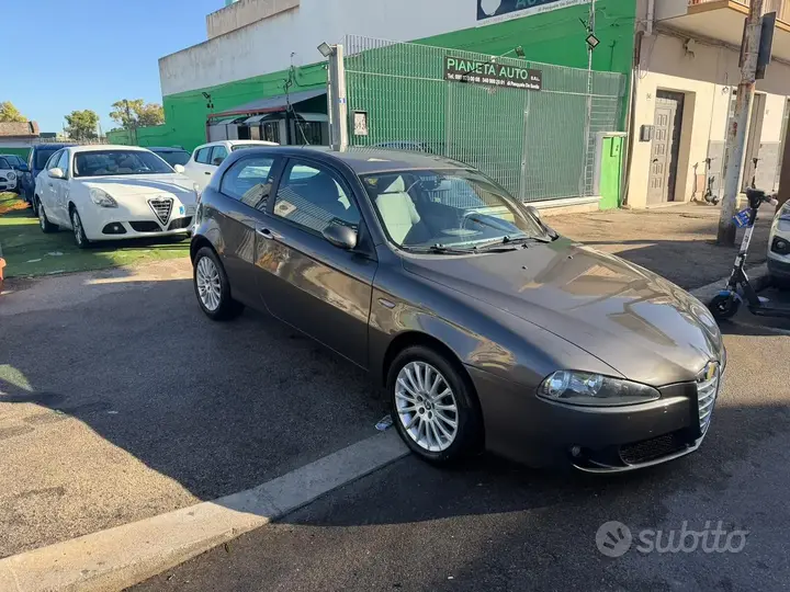 Alfa Romeo 147 2009 photo 4