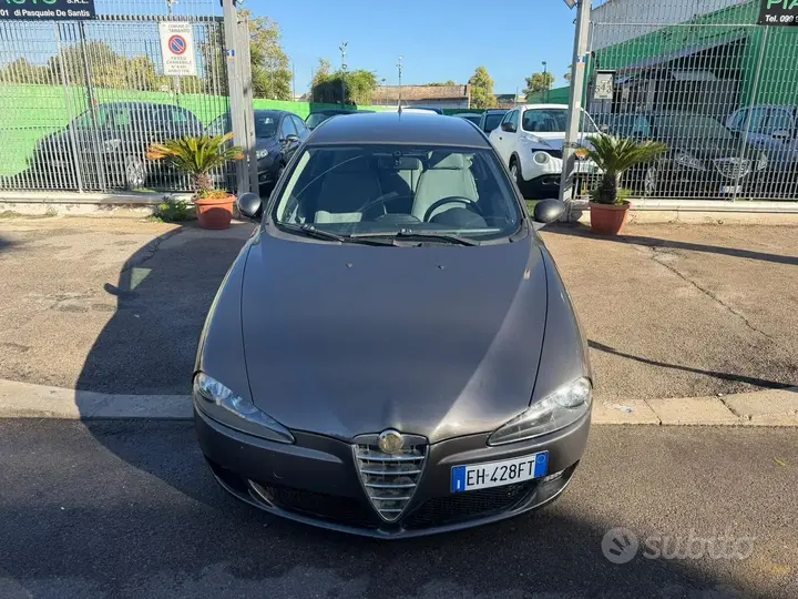 Alfa Romeo 147