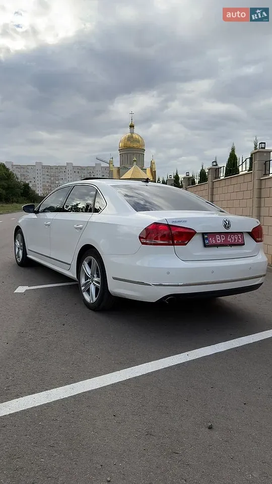 Volkswagen Passat 2014 photo 4
