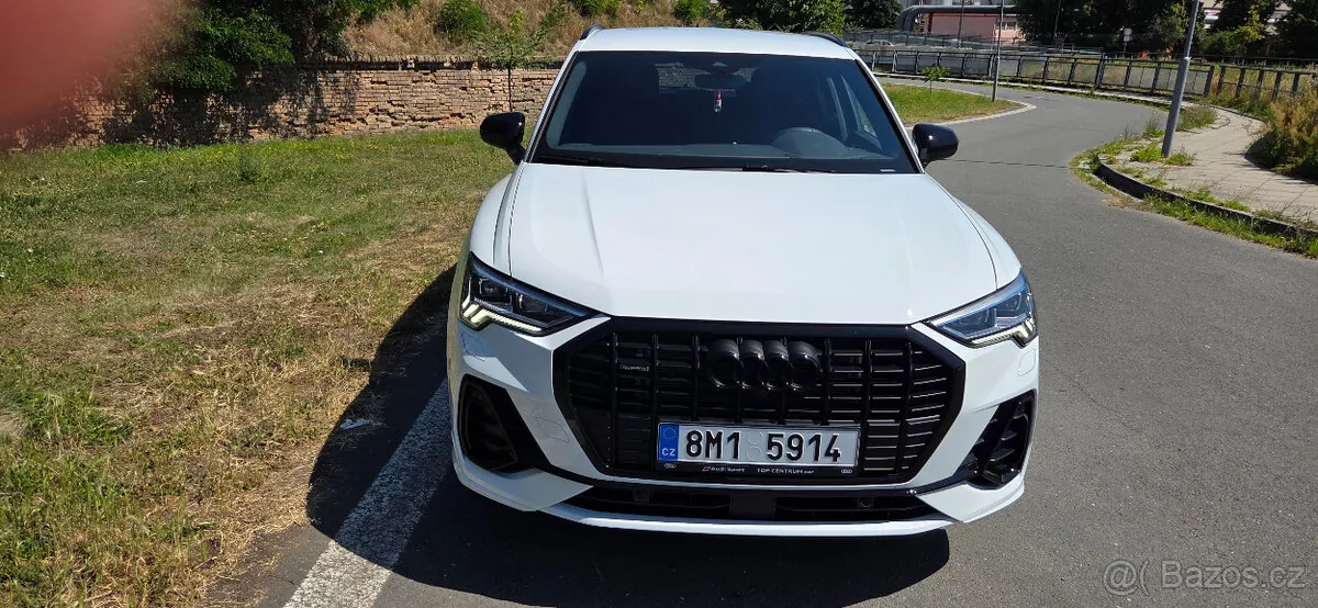 Audi Q3 2022 photo 3