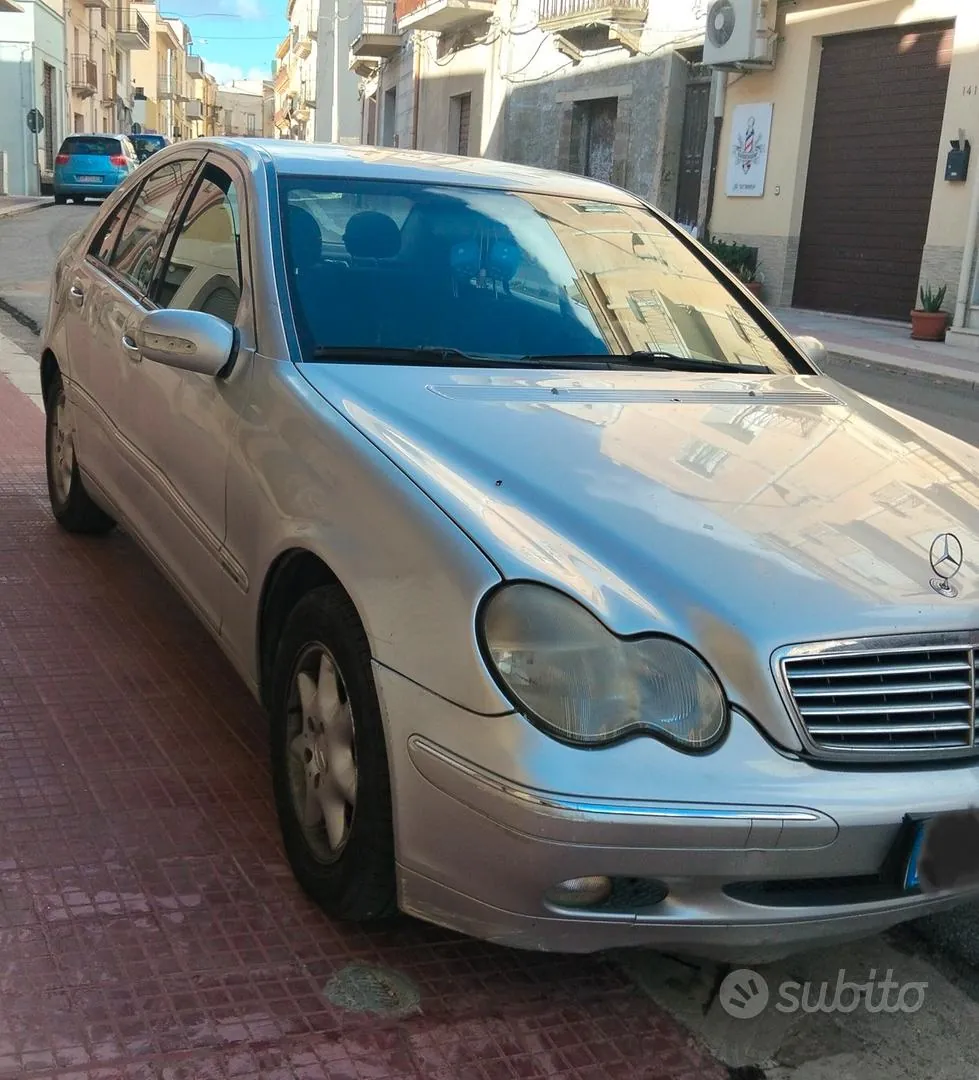Mercedes-Benz C-Class 2001 photo 4