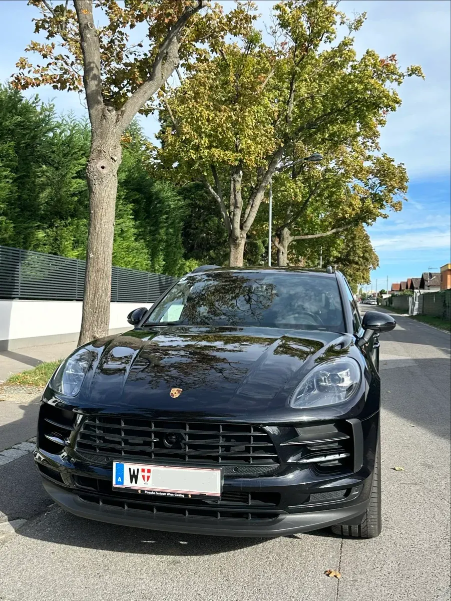 Porsche Macan 2021 photo 2