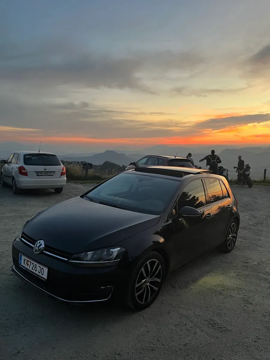 Volkswagen Golf 2013 photo 2