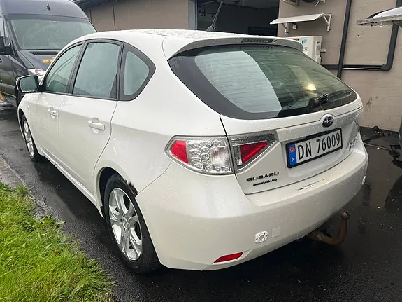 Subaru Impreza 2011 photo 3