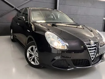 Alfa Romeo Giuletta 2016 photo 3