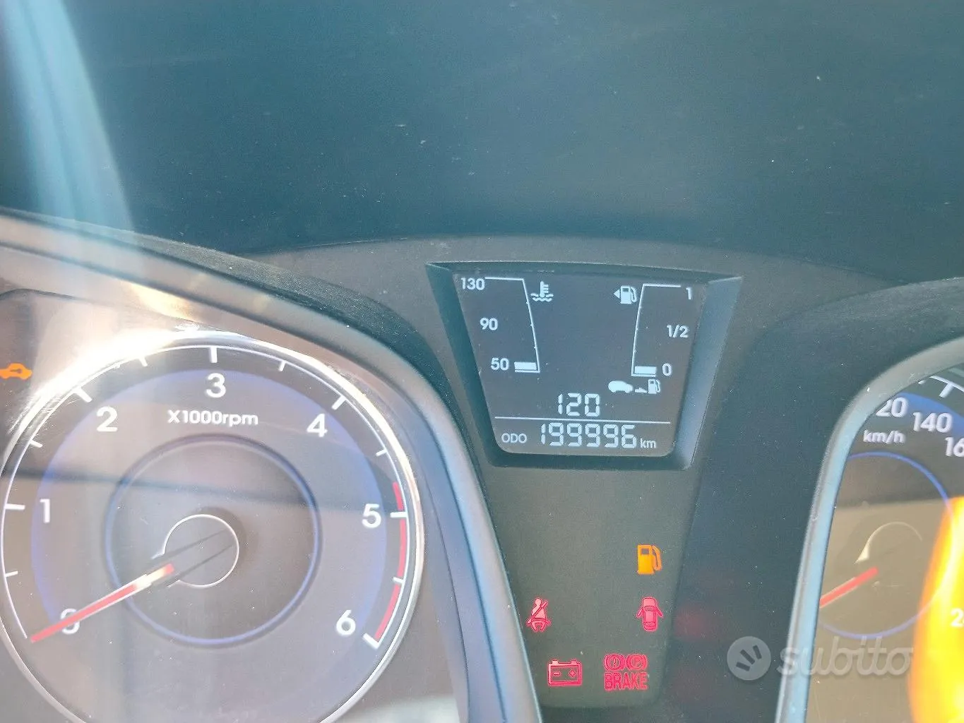 Hyundai Ix20 2013 photo 5