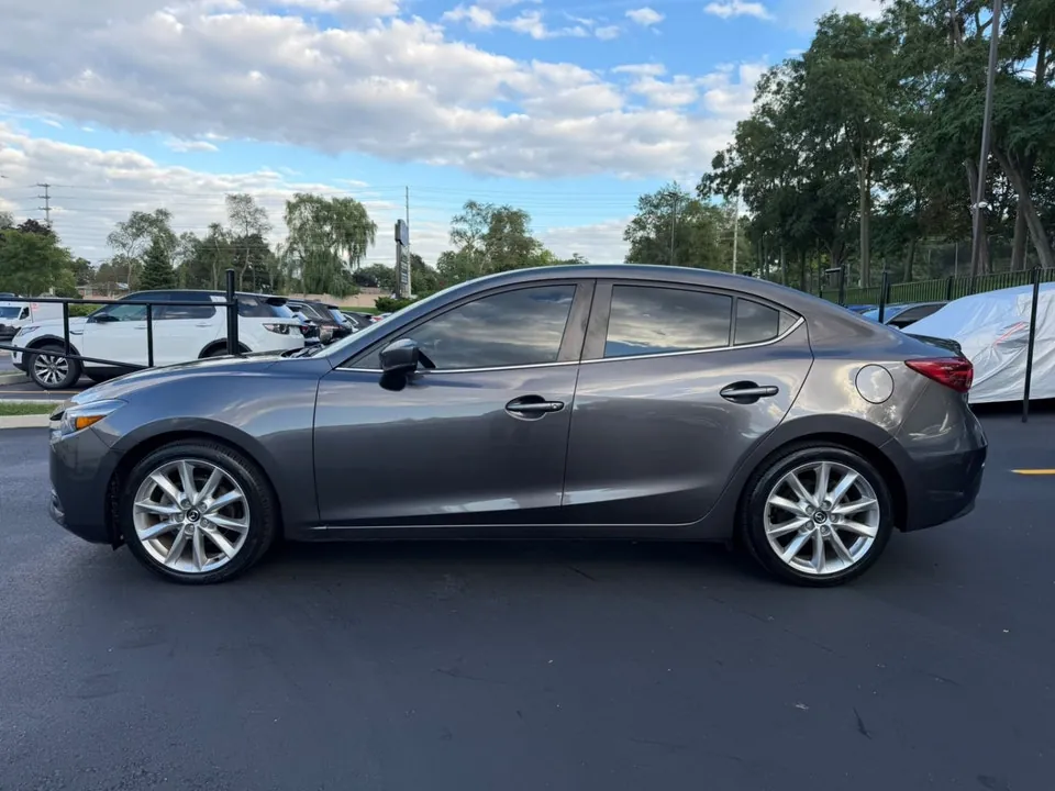 Mazda Mazda3 2018 photo 4