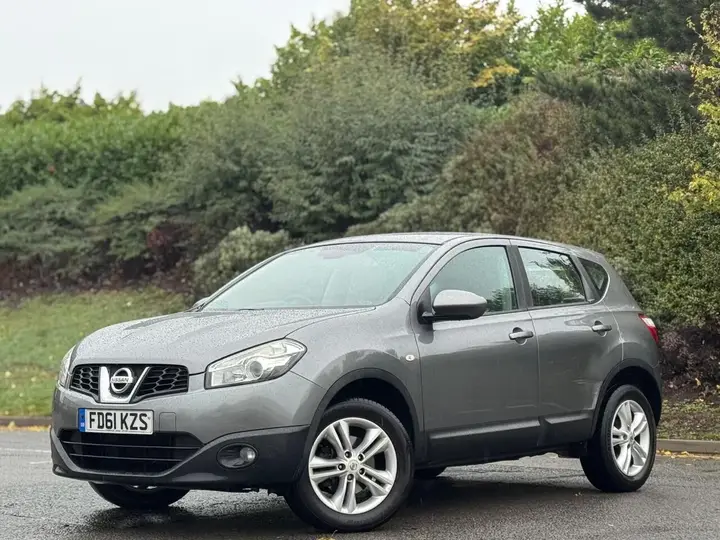Nissan Qashqai 2012 photo 3