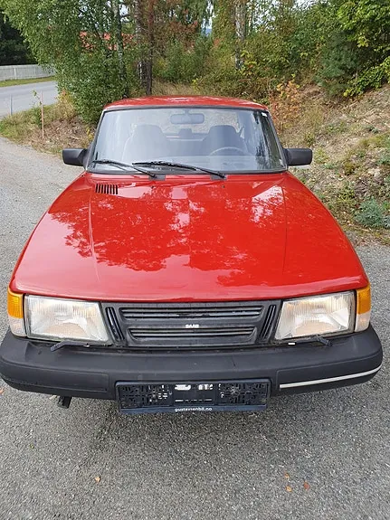 Saab 900