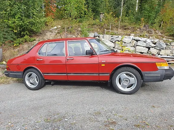 Saab 900 1989 photo 5