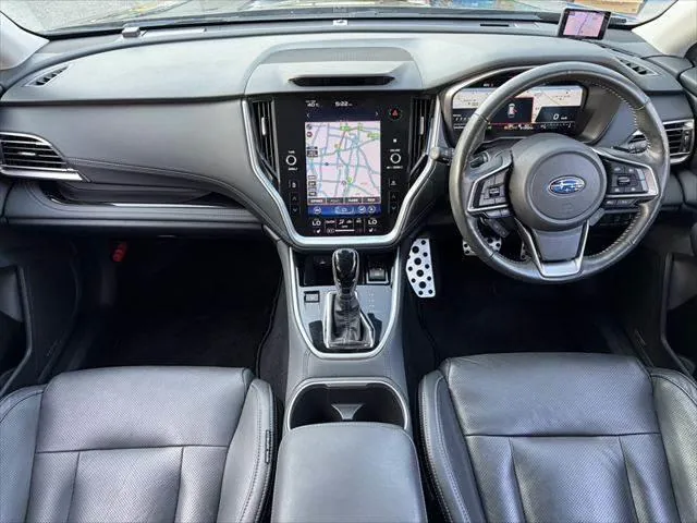 Subaru Legacy Outback 2022 photo 3