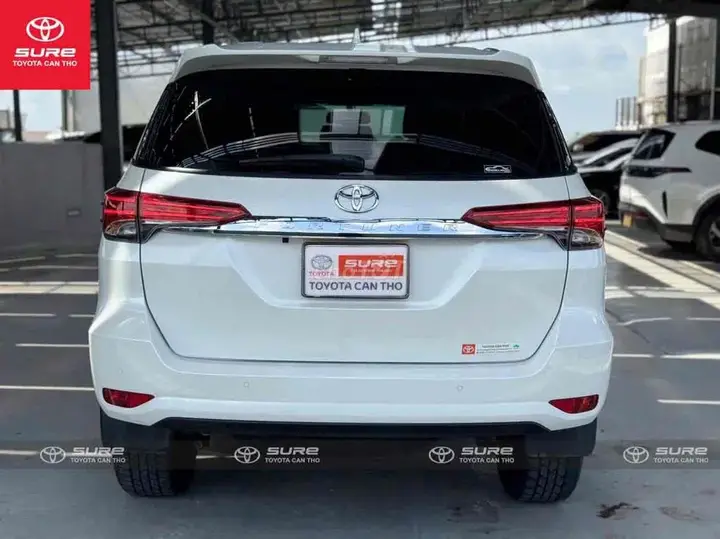 Toyota Fortuner 2022 photo 5