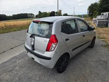 Hyundai I10 2010 photo 3