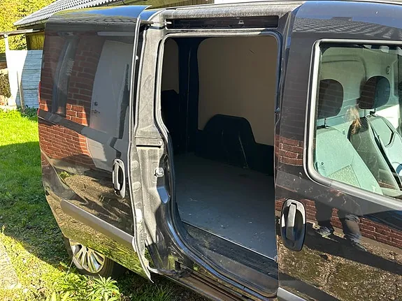 Fiat Doblo 2011 photo 5