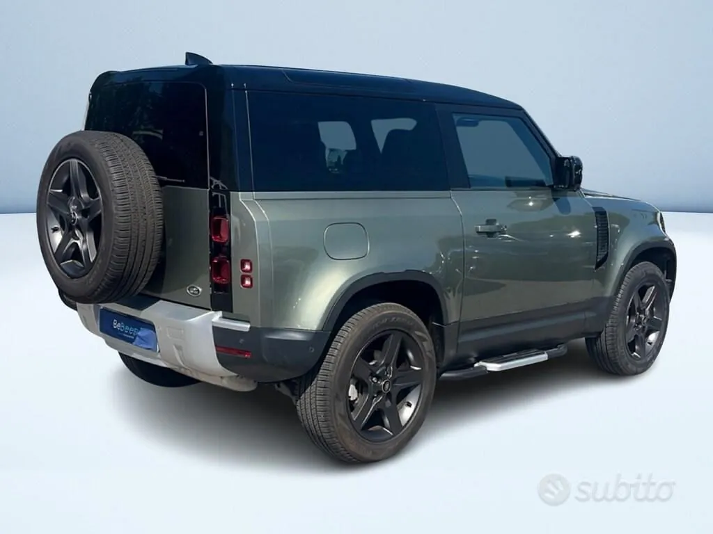 Land Rover Defender 2023 photo 5