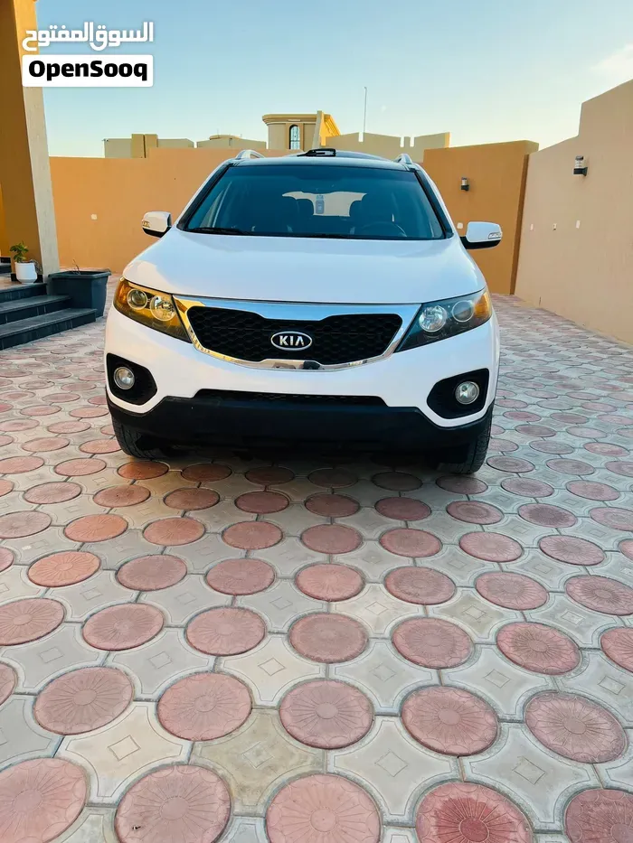 Kia Sorento 2012 photo 2