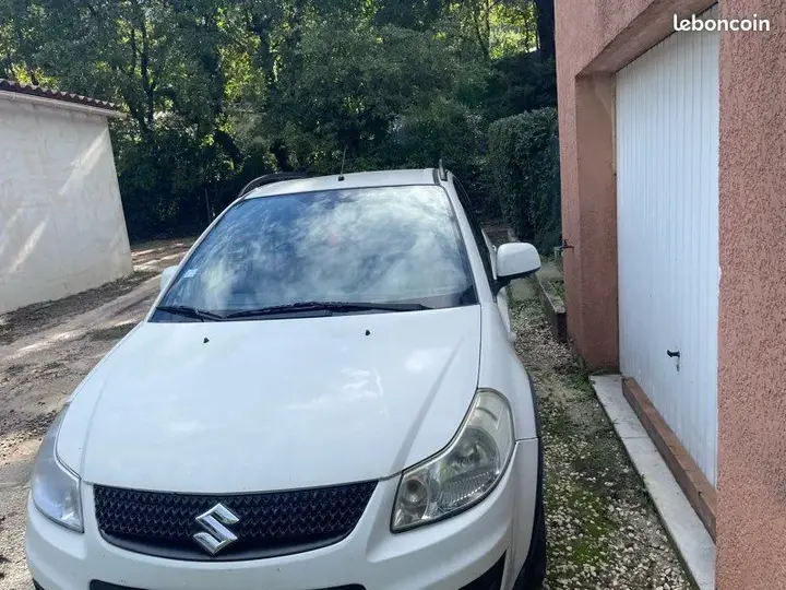 Suzuki Sx4 2011 photo 2