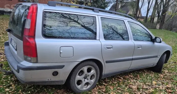 Volvo V70 2001 photo 5