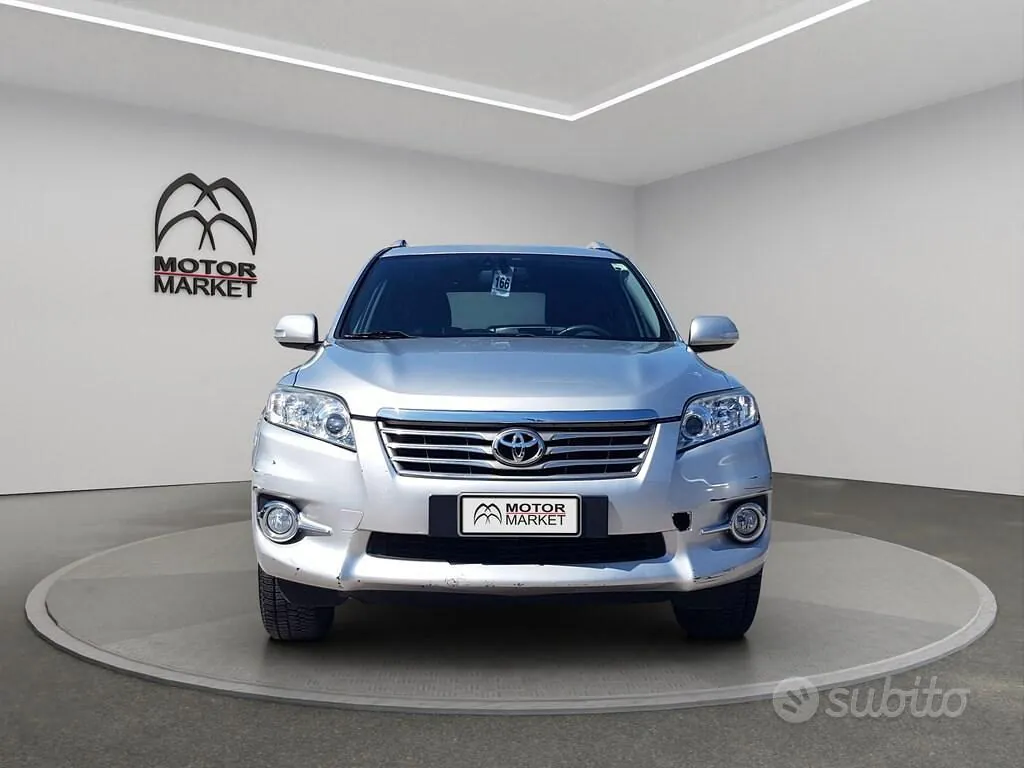 Toyota Rav4 2010 photo 2